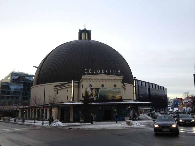 colosseum-kino-outside